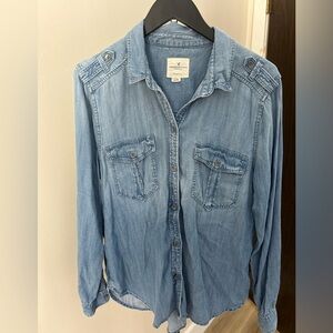 American Eagle Denim Casual Button Up Shirt
